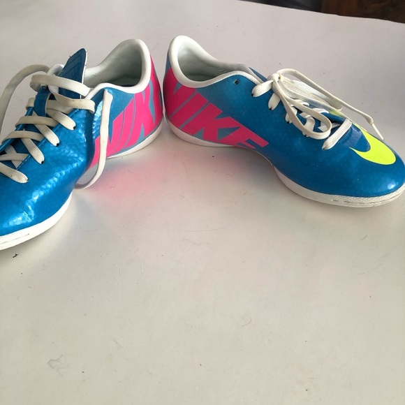 NIKE MERCURIAL VICTORY IV IC NEPTUNE BLUE/VOLT-TIDE POOL BLUE- 12 children. Used - Picture 10 of 10